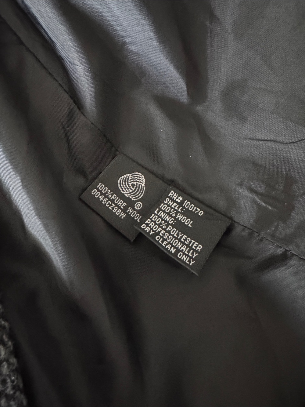 Sandro Tweed Jacket with Faux Leather Collar - Picture 4 of 6